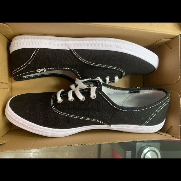 Keds 6.5. - Picture 3 of 5